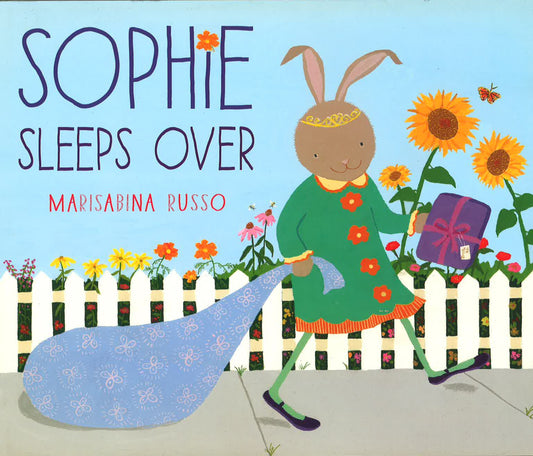 Sophie Sleeps Over (Hb)