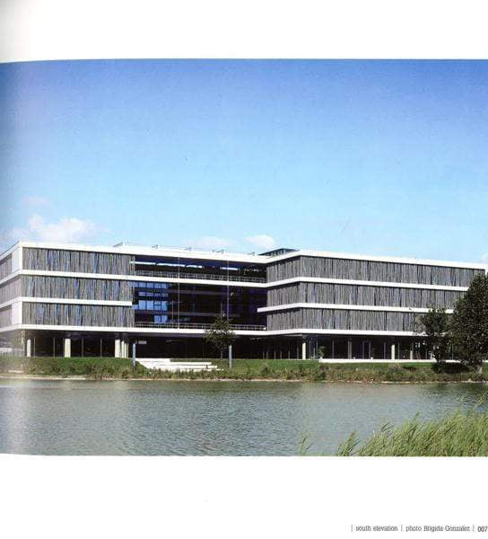 Global Creative Architecture-Hb